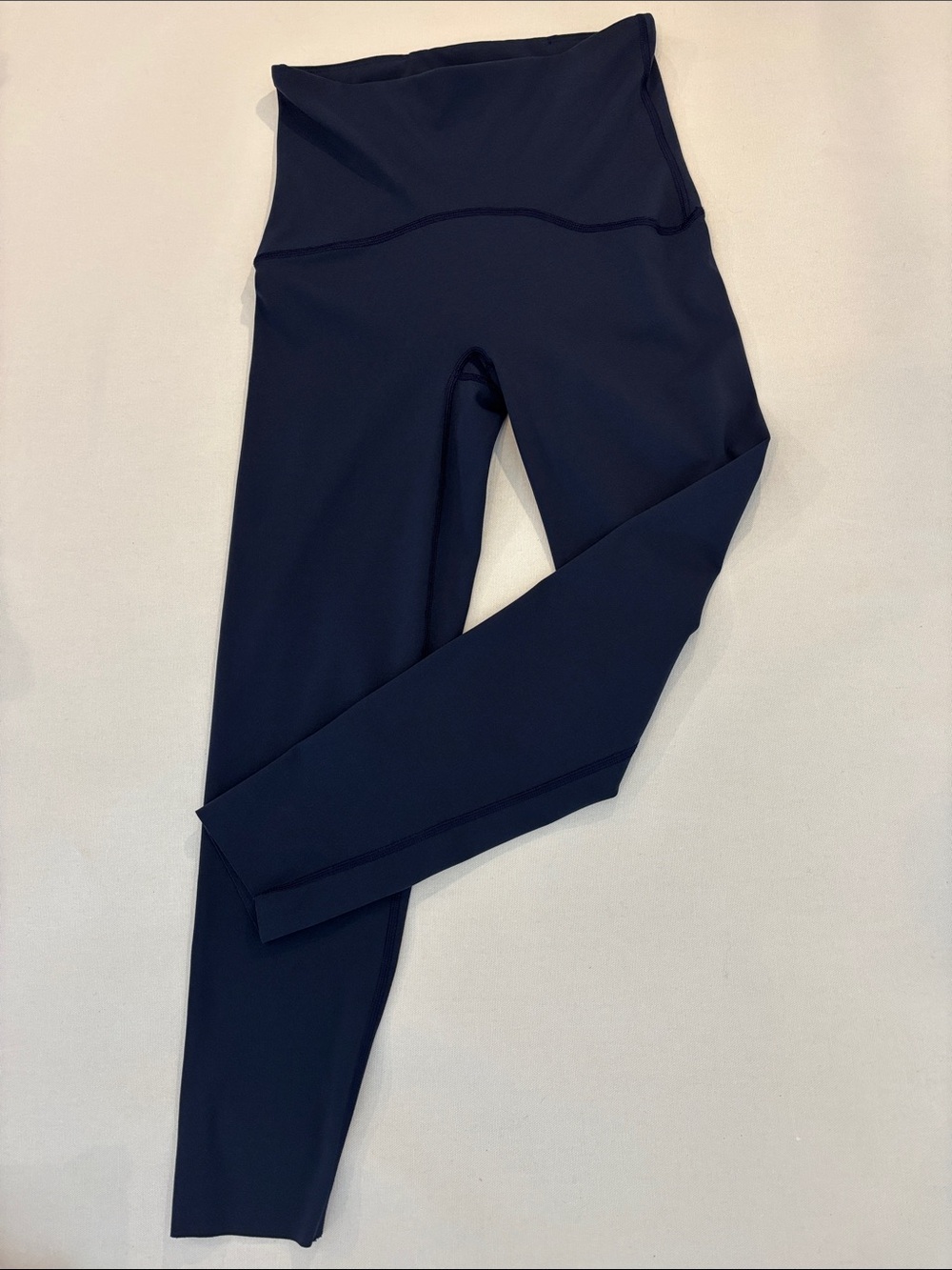 SPANX Women’s Navy High-Rise Performance Leggings. Size Small